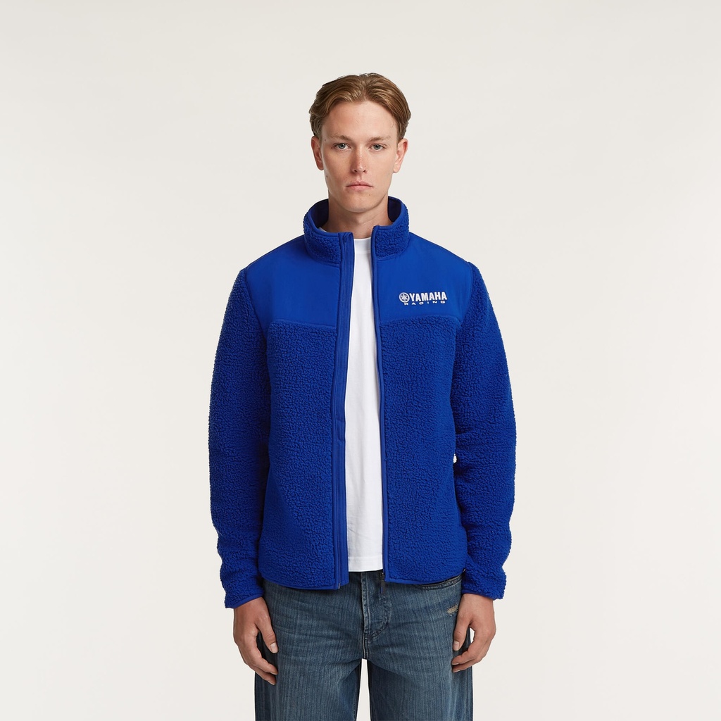 QMB-26BP3-E0-0L-26-PB-Ess-sherpa-fleece-men-Truro-EU-Studio-002.jpg
