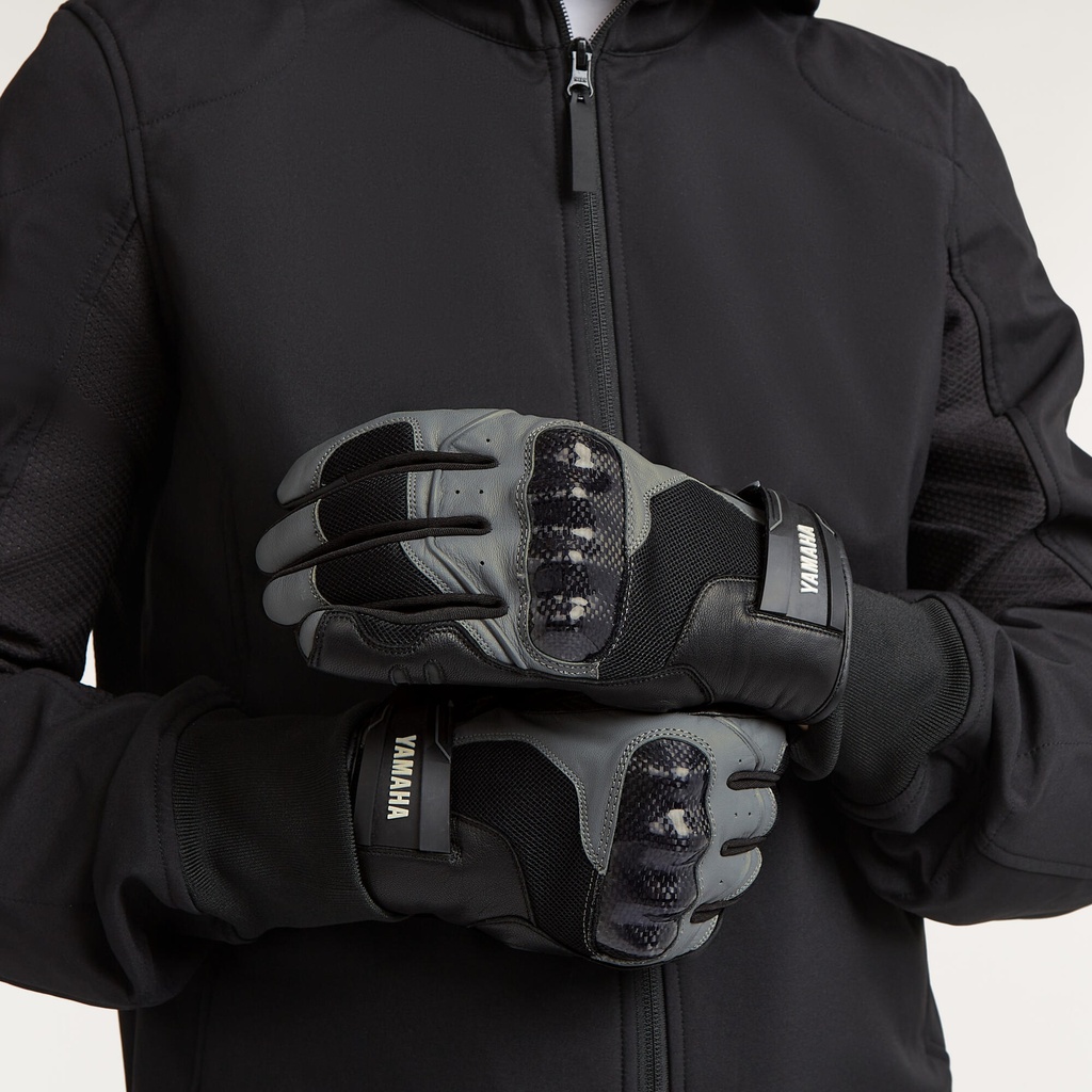 QMA-26HN1-B1-0L-26-HN-men-riding-glove-summer-EU-Studio-001.jpg